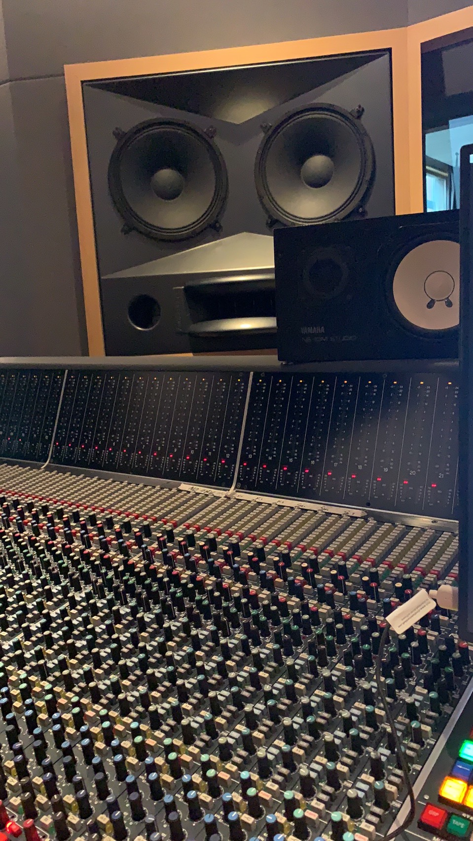 周天澈先生 Studio21A  Augspurger 215h+218